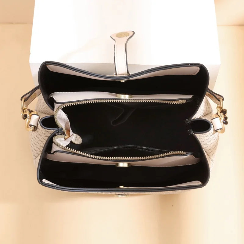 Bolsa Feminina Fashion Tipo Bucket – Vintage com Tassel e Alça Transversal - ZAUVELLE
