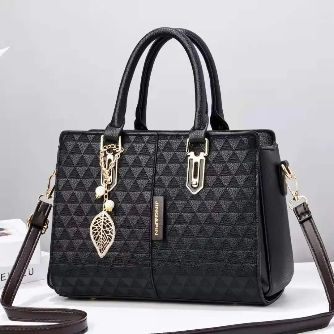 Bolsa de Ombro Feminina para Trabalho e Dia a Dia – Estilo Moderno e Espaçoso - ZAUVELLE