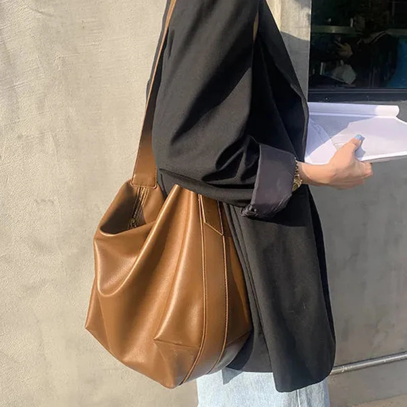 Bolso Boston Vintage: Elegancia y Capacidad - ZAUVELLE