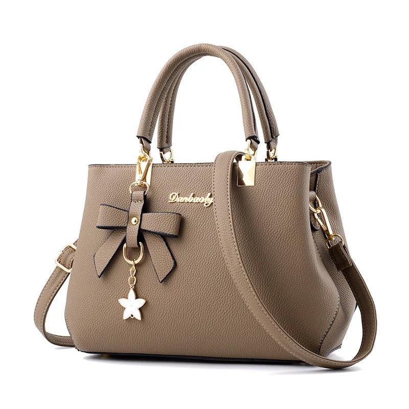 Bolsa de Ombro e Transversal Feminina com Design Sofisticado - ZAUVELLE