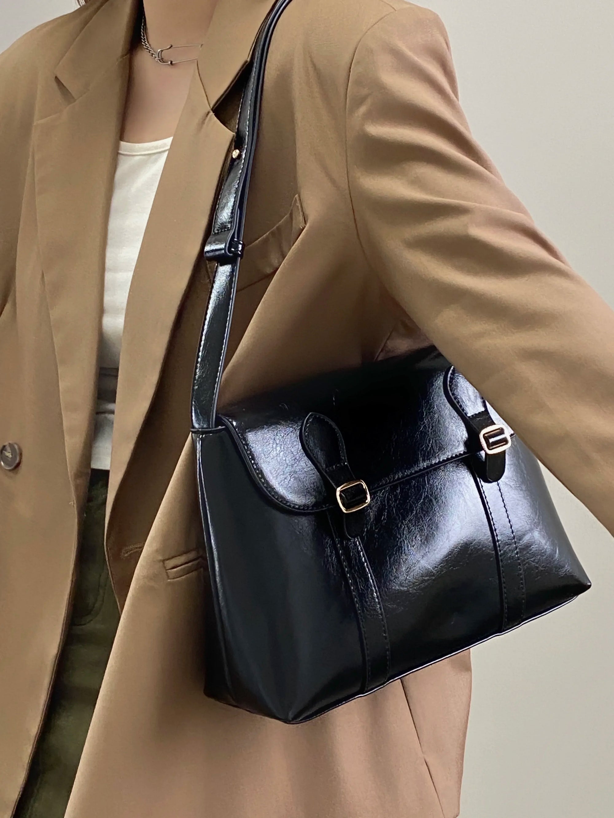Bolsa Feminina Vintage Grande – Tote e Transversal Luxo - ZAUVELLE