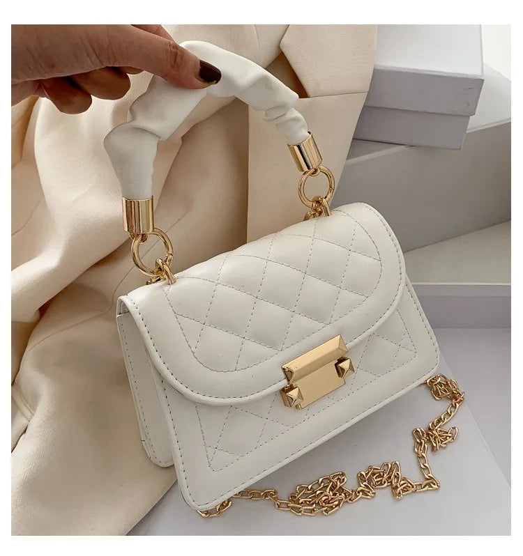 Bolsa Clássica com Corrente Elegante – ZAUVELLE