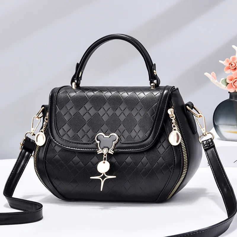 Bolsa Bucket Feminina de Couro Legítimo - ZAUVELLE