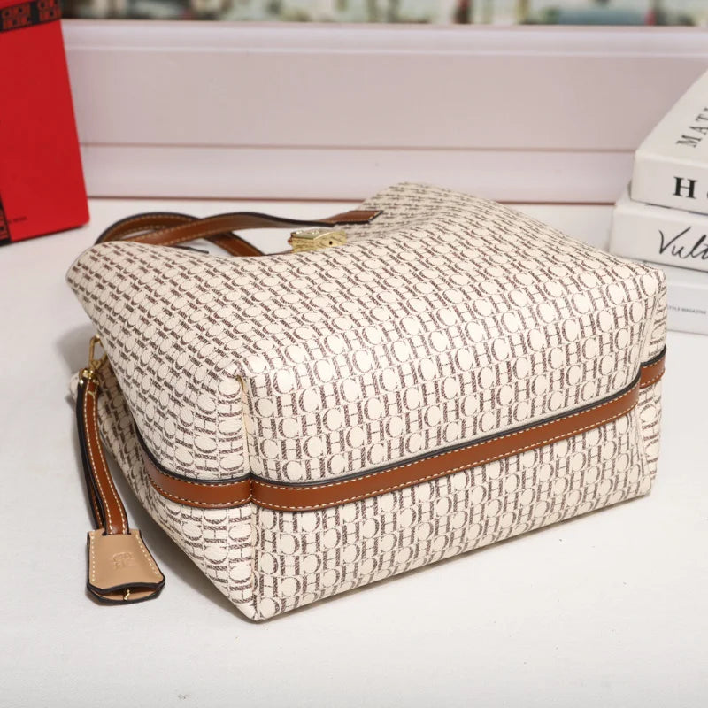 Bolsa De Couro Feminina Luxuosa Mensageiro e Estilosa - ZAUVELLE
