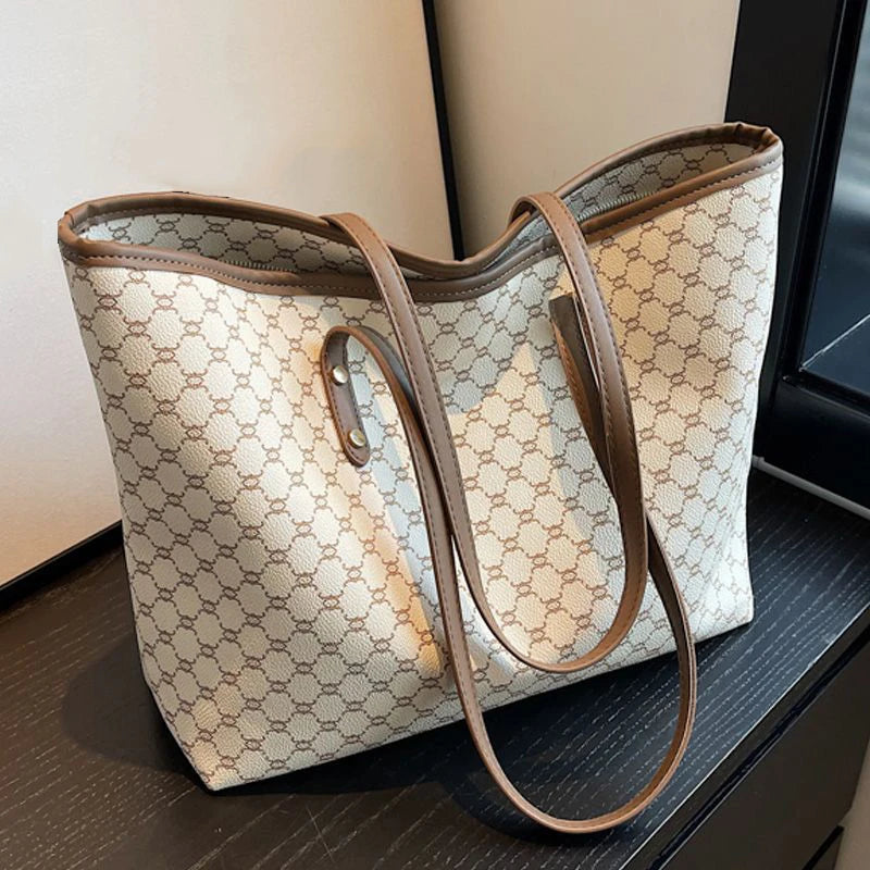 Bolsa Tote Feminina Versátil em Couro Premium - ZAUVELLE