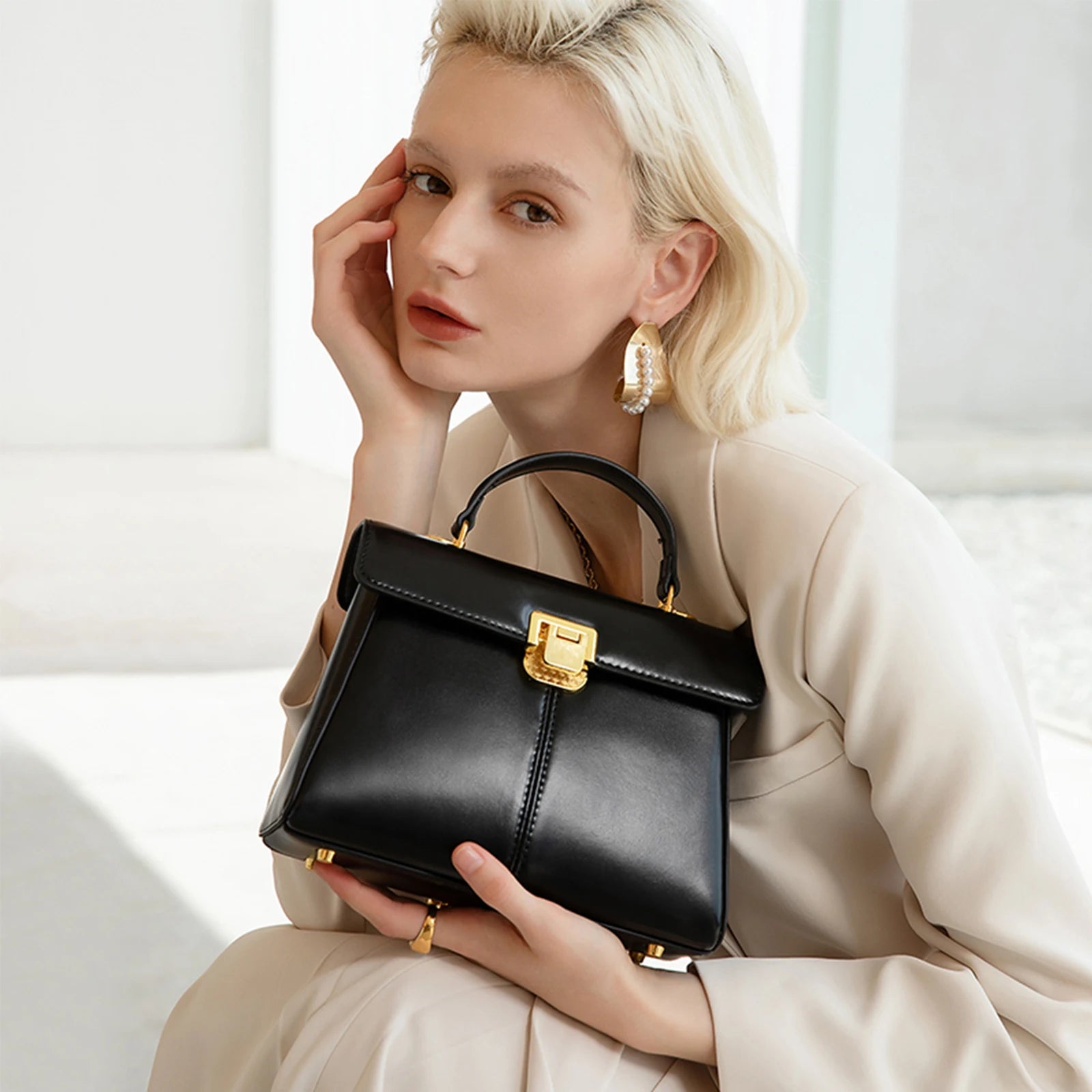 Bolsa feminina com Elegância em Couro Genuíno Luxuoso - ZAUVELLE