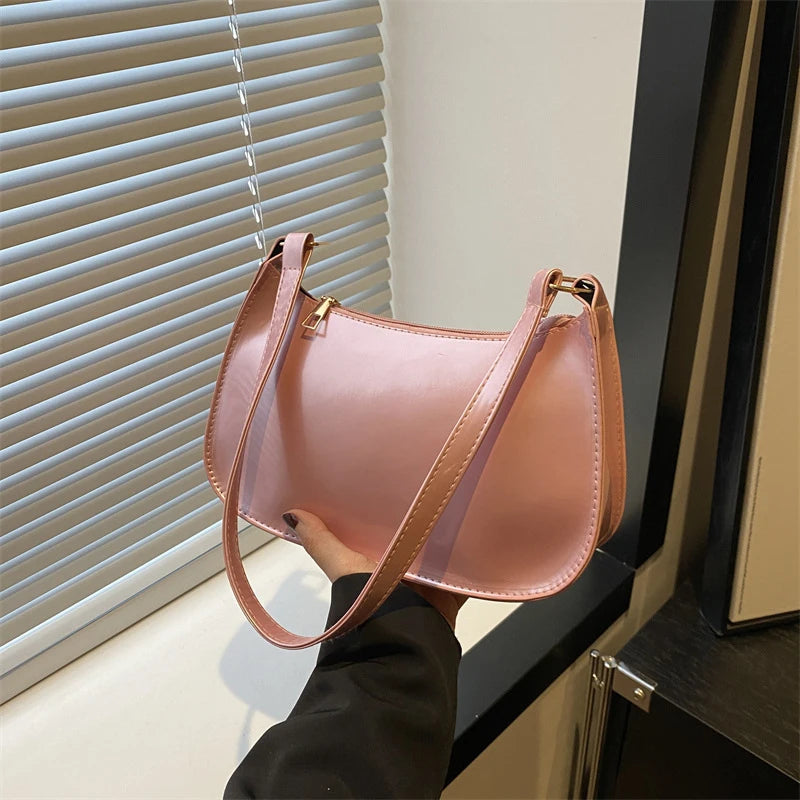 Bolsa de Ombro Hobo Feminina – Elegância Minimalista - ZAUVELLE