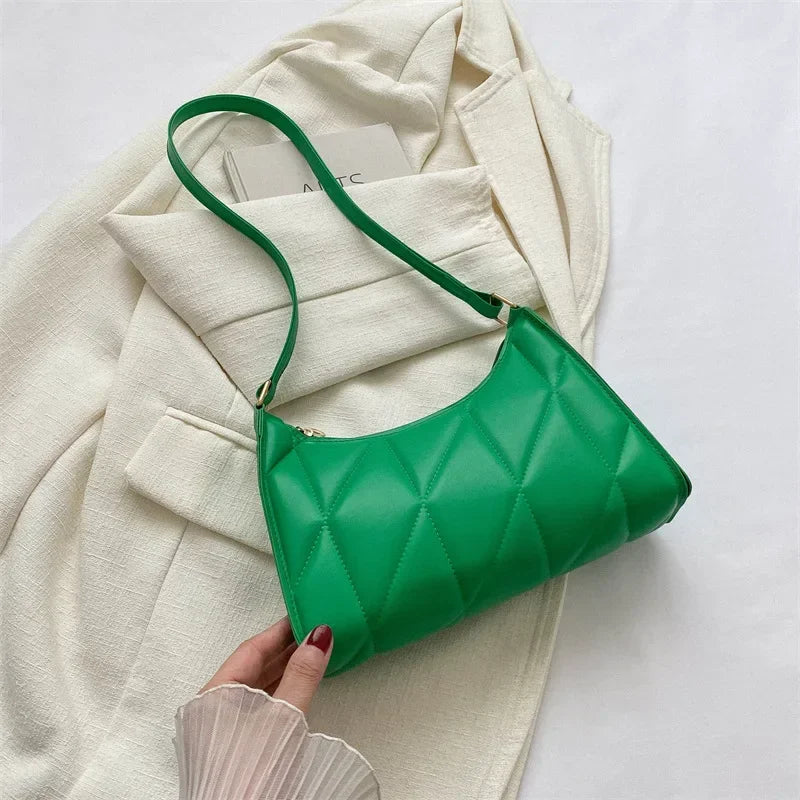 Bolsa Feminina Compacta em Couro Premium – Tendência 2025 - ZAUVELLE